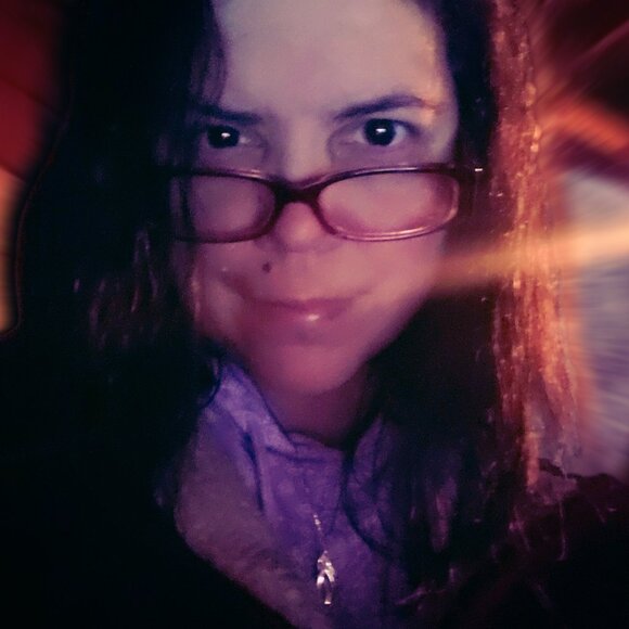 Meet your Posher, Angela - Picture 3 of 10